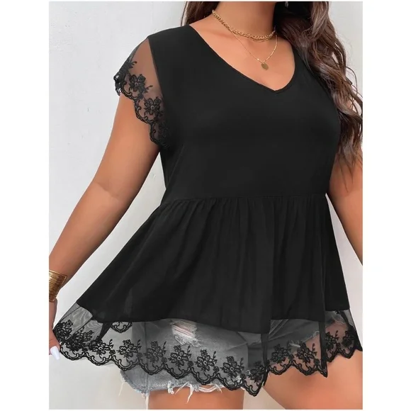 Plus Black Floral Ruffle Sleeve Blouse - Picture 2 of 4